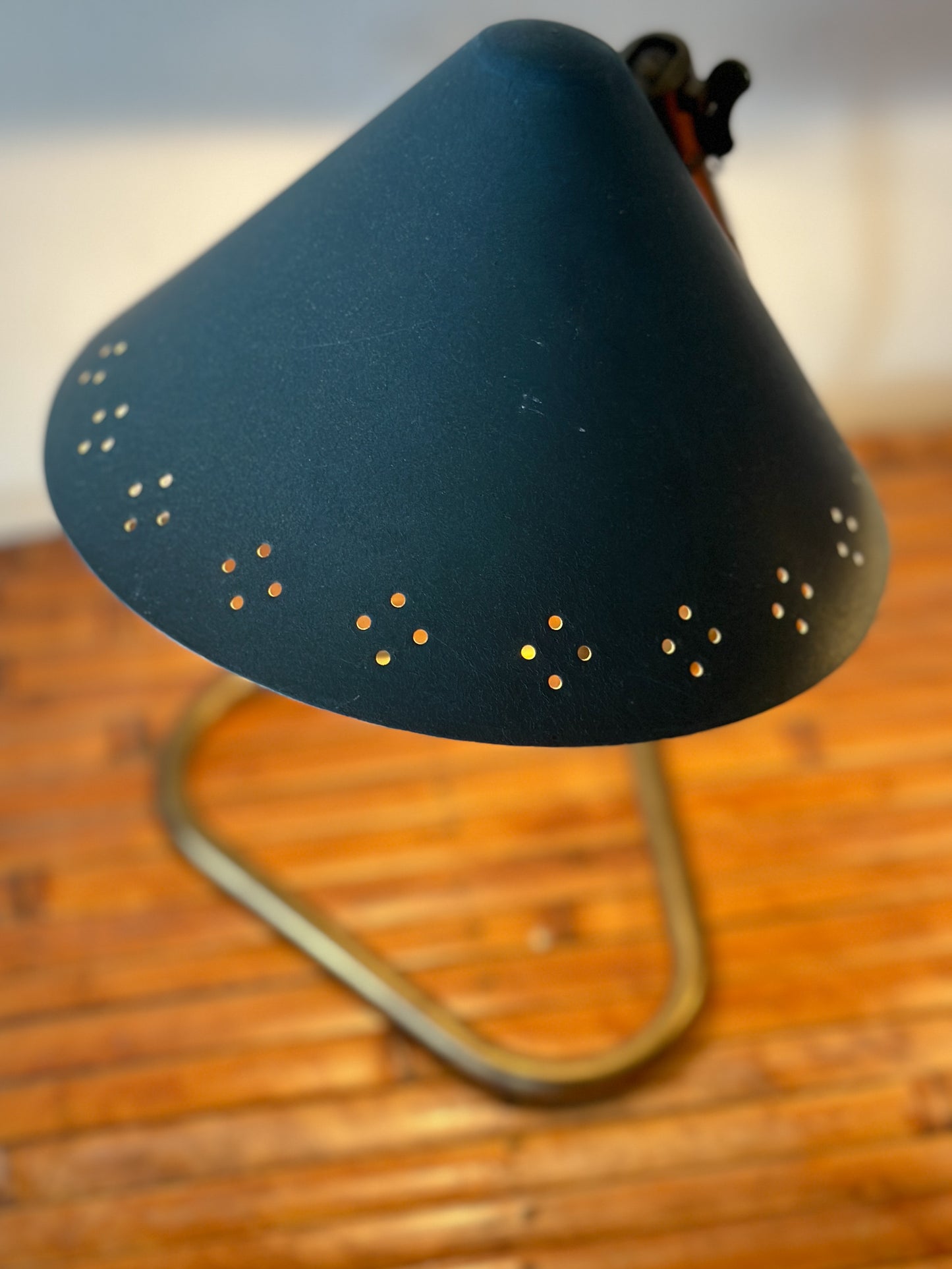 PAIR OF BRASS & METAL 'GK14' TABLE LAMPS, Sweden