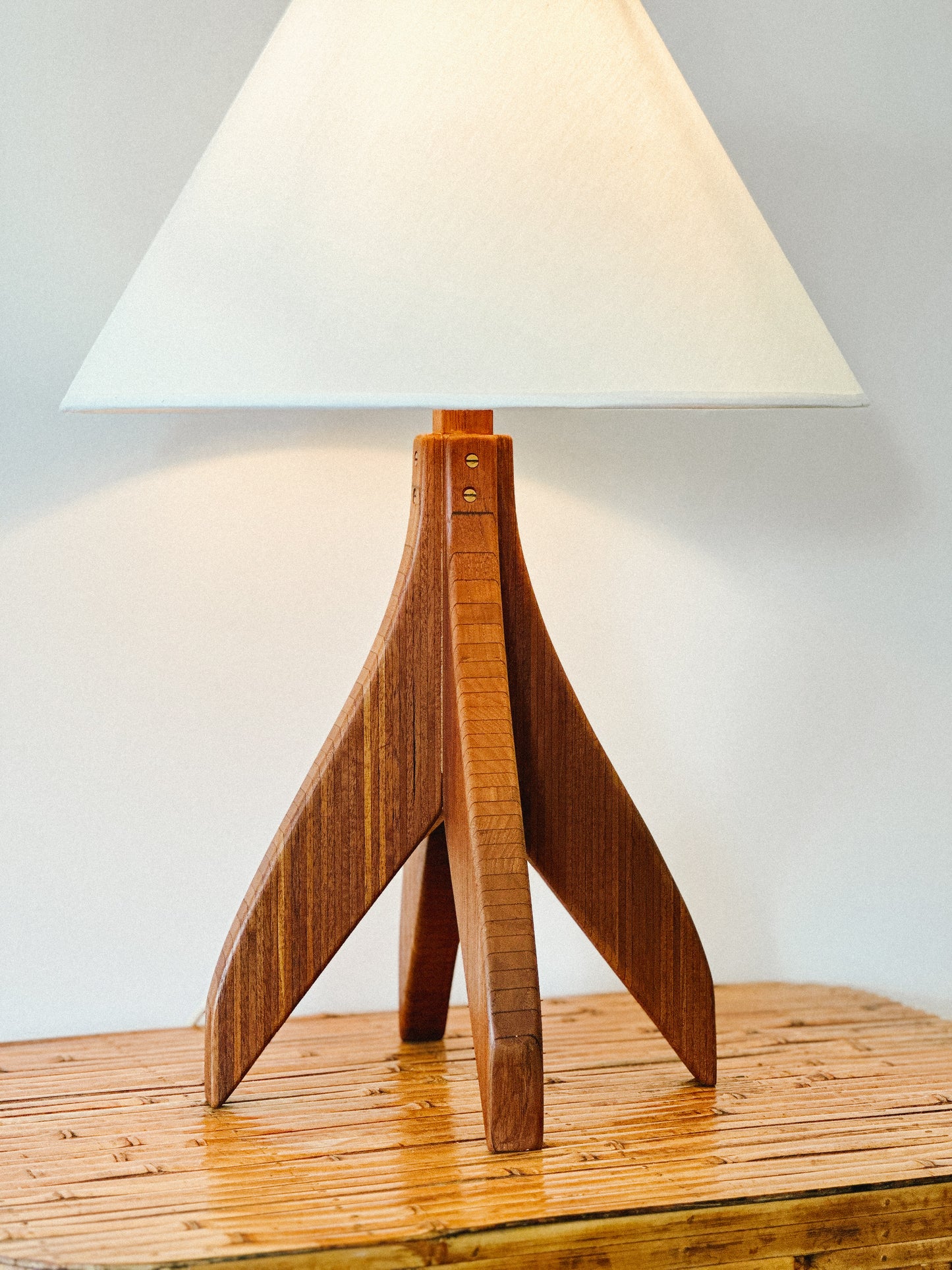 20th C. FOUR PRONGED WOODEN TABLE LAMP, Denmark