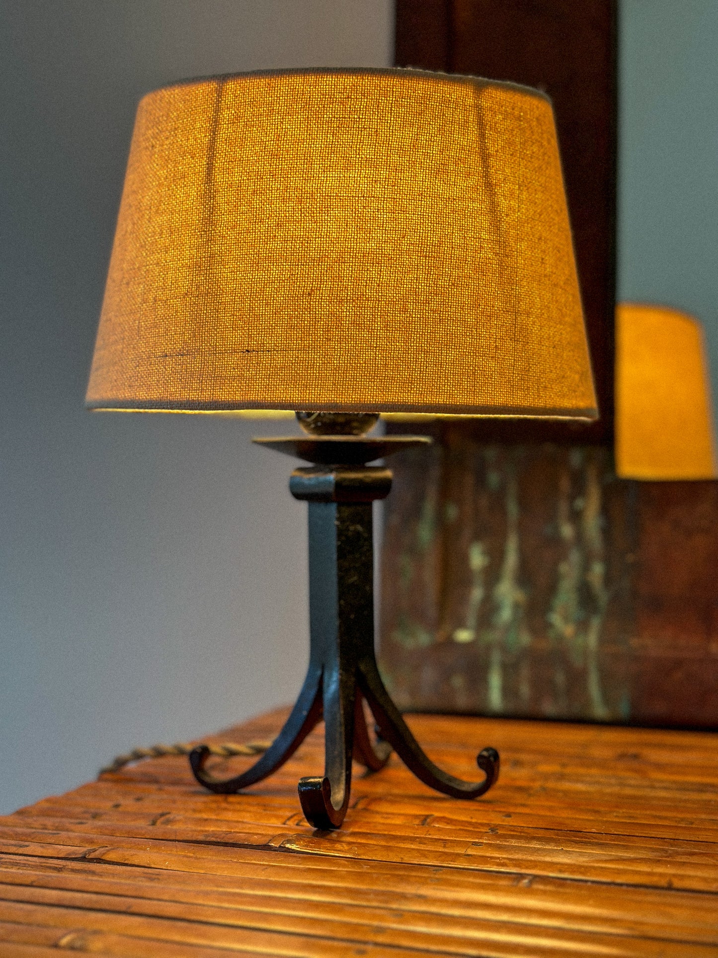 1960 PETITE CAST IRON LAMP