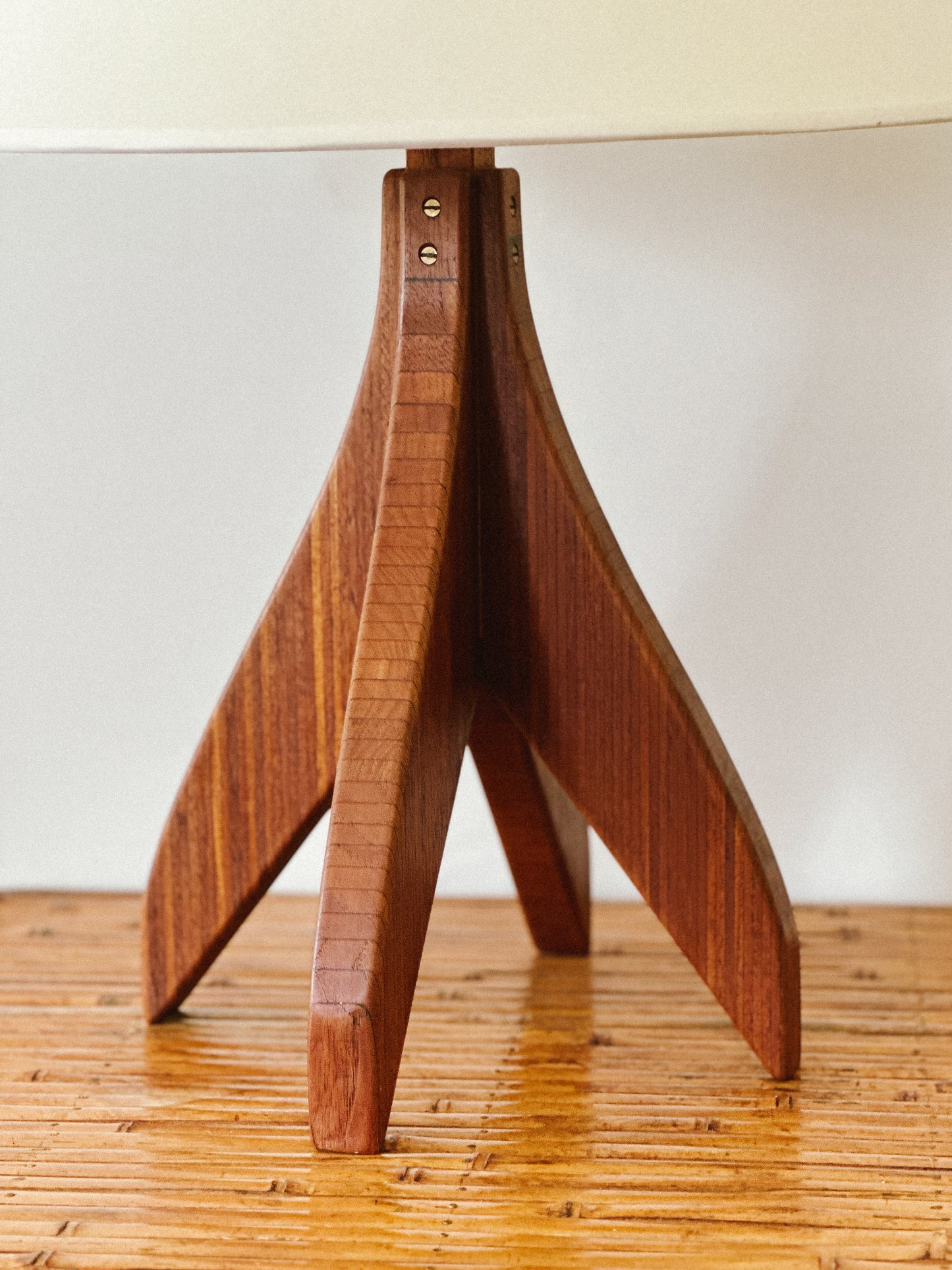 20th C. FOUR PRONGED WOODEN TABLE LAMP, Denmark
