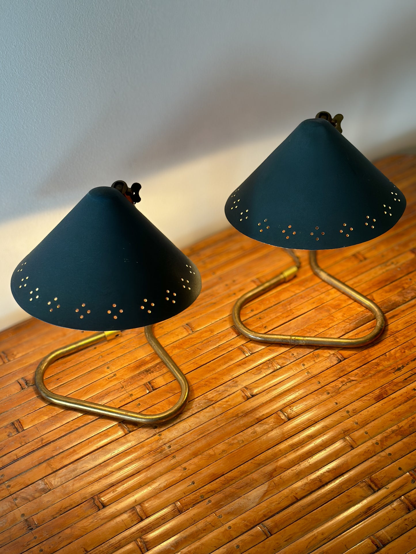 PAIR OF BRASS & METAL 'GK14' TABLE LAMPS, Sweden