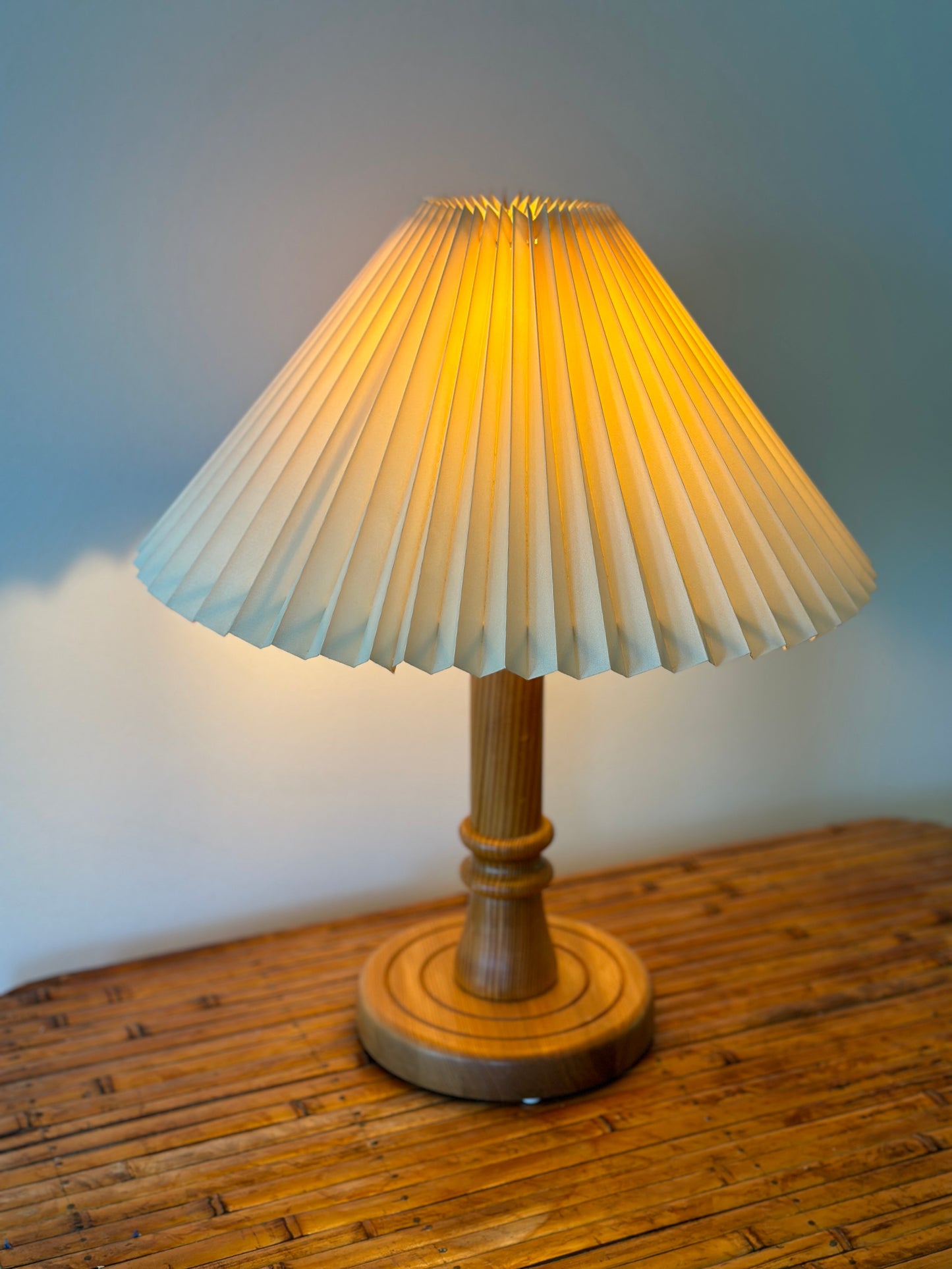 PINE LAMP, Swedish