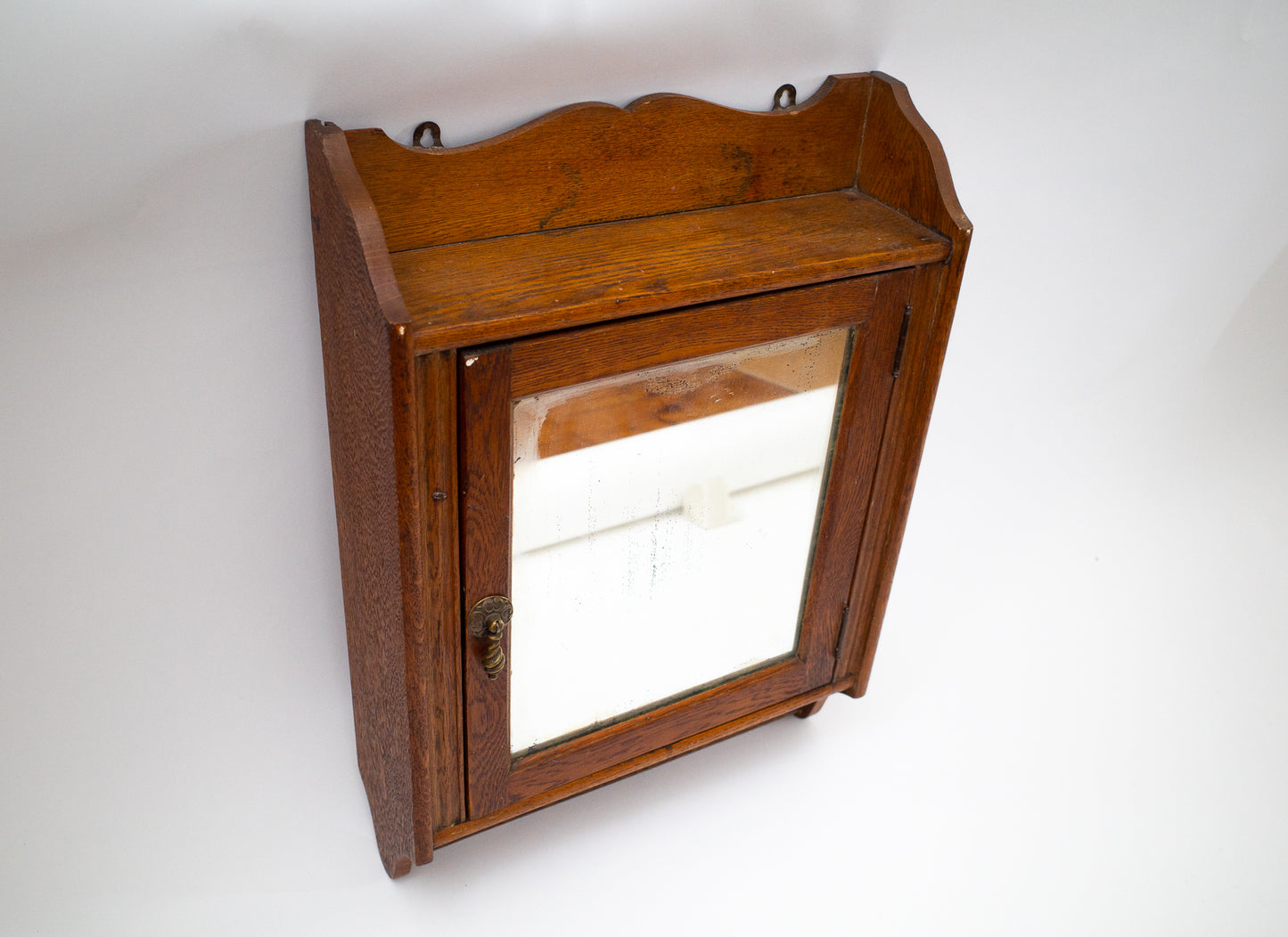 Shaker Oak Mirrored Cabinet