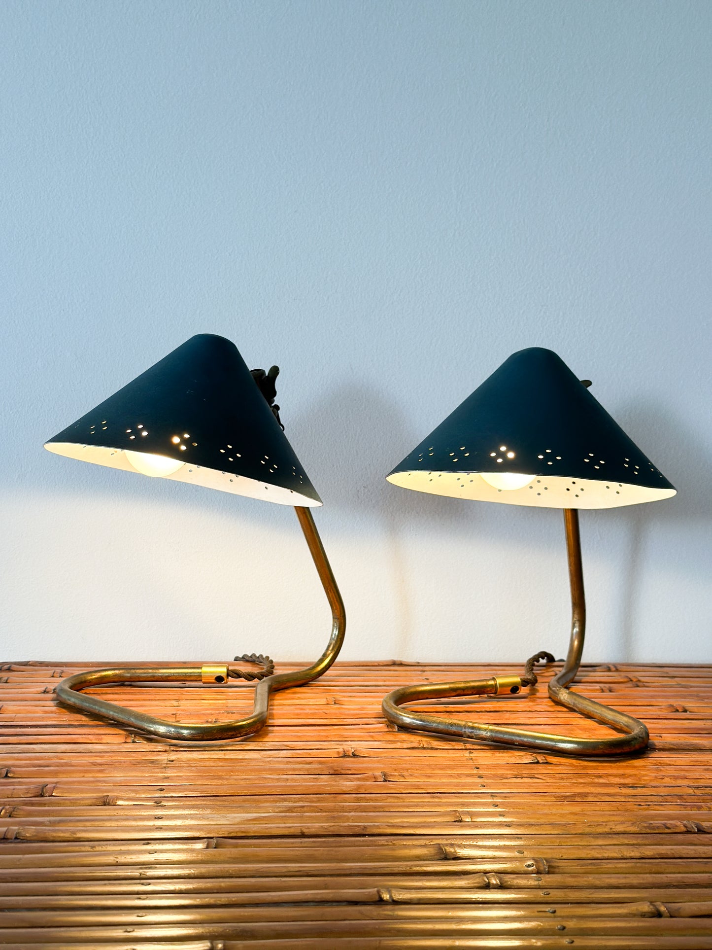 PAIR OF BRASS & METAL 'GK14' TABLE LAMPS, Sweden