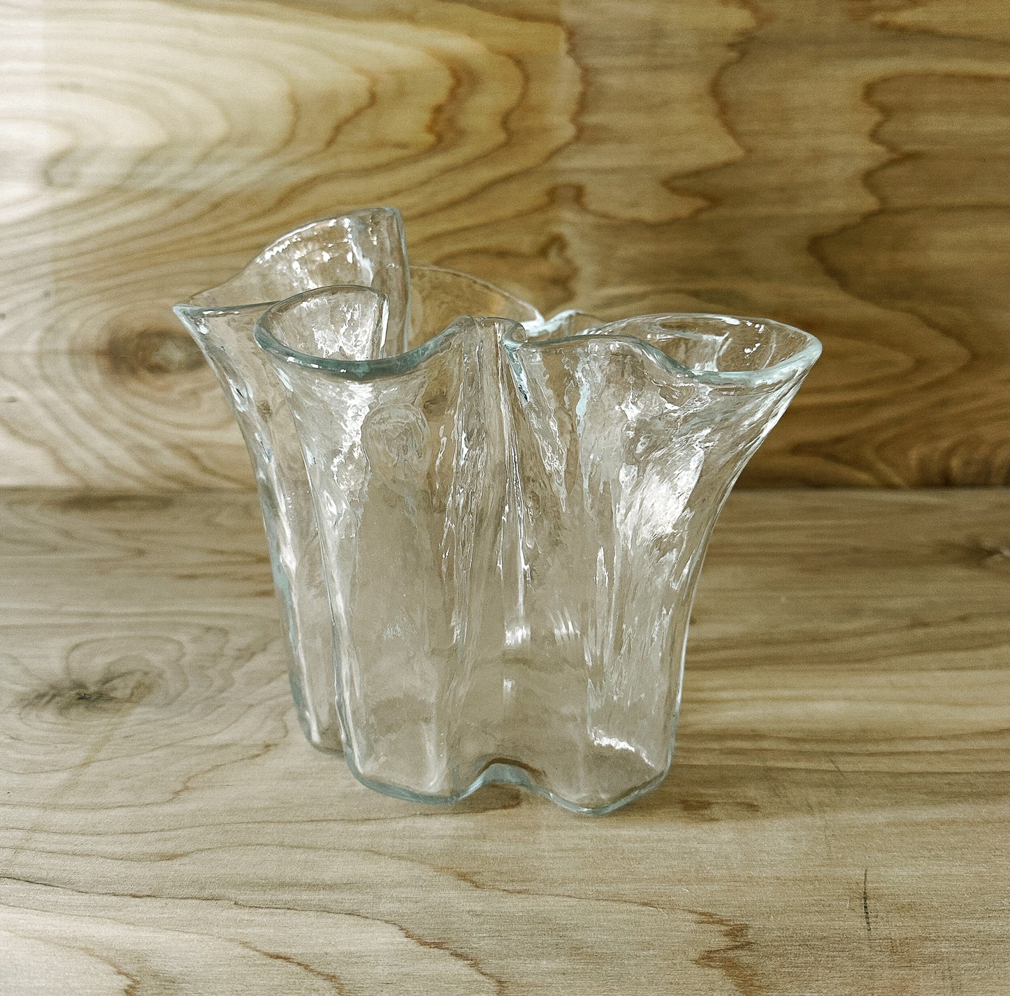 PERTTI KALLIOINEN GLASS TULIP VASE c. 1980