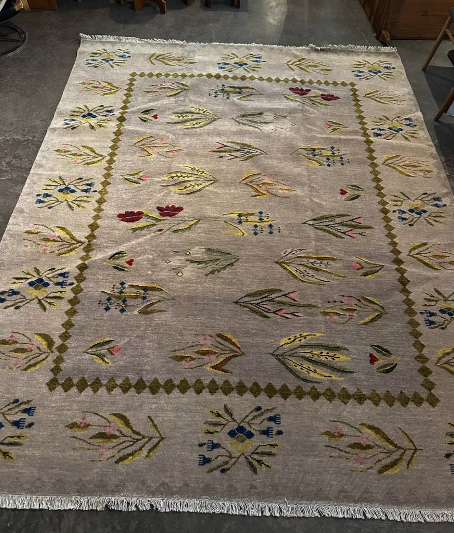 Fine Bessarabian Botanical Motif Rug c. 1970