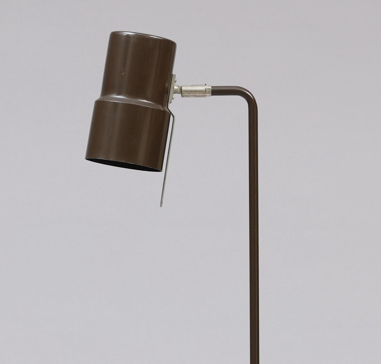 Hans-Agne Jakobsson Floor Lamp in Brown, G154 Sweden c. 1970