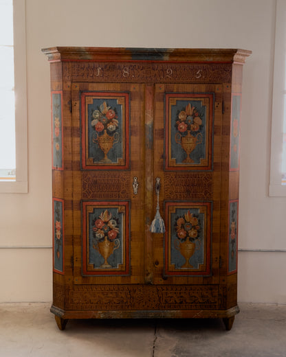 Early 18th Century Folk-Painted Cupboard of German Provenance c. 1825