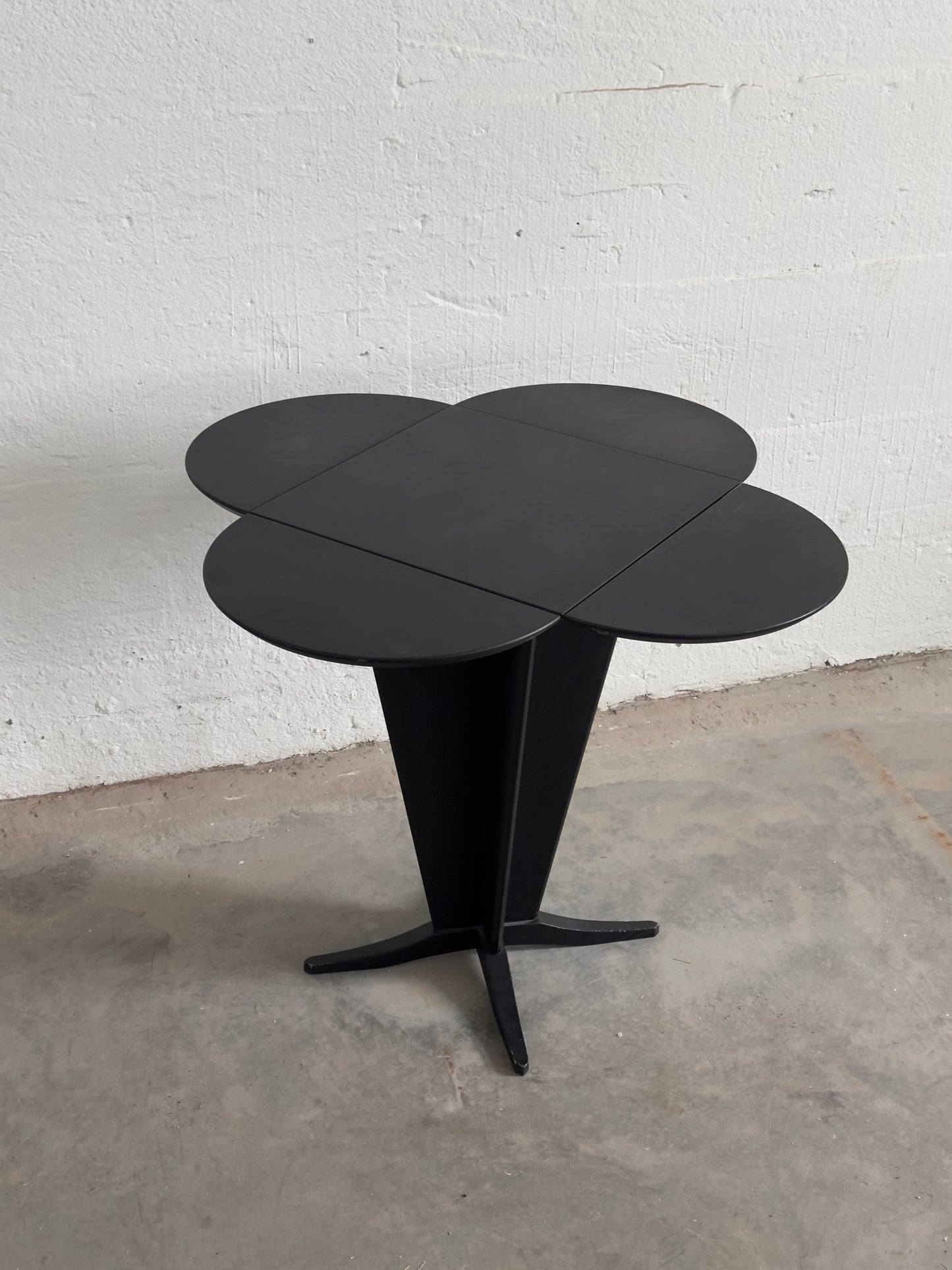 Clover Expandable Side Table, Sweden 20th C.