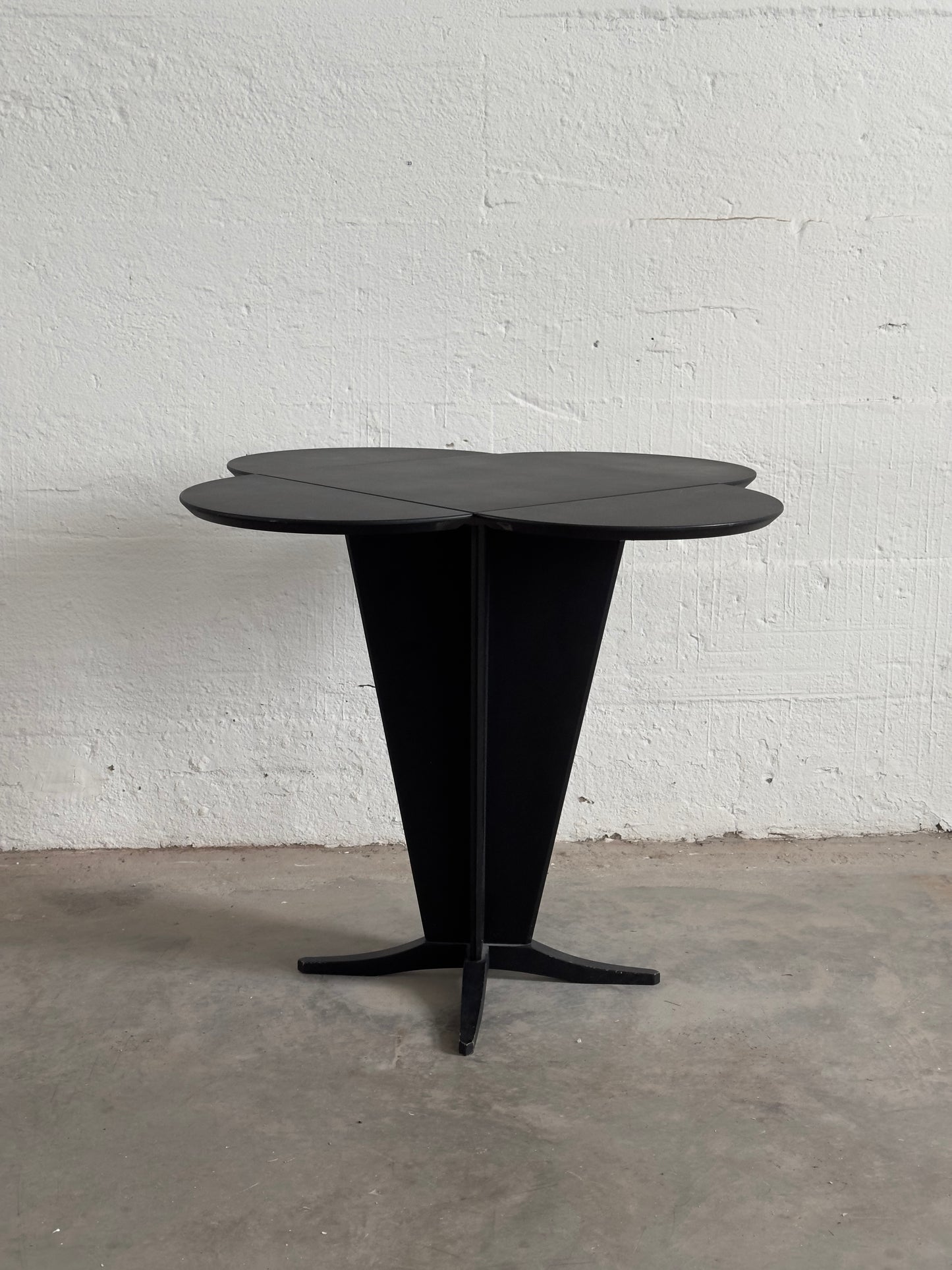 Clover Expandable Side Table, Sweden 20th C.