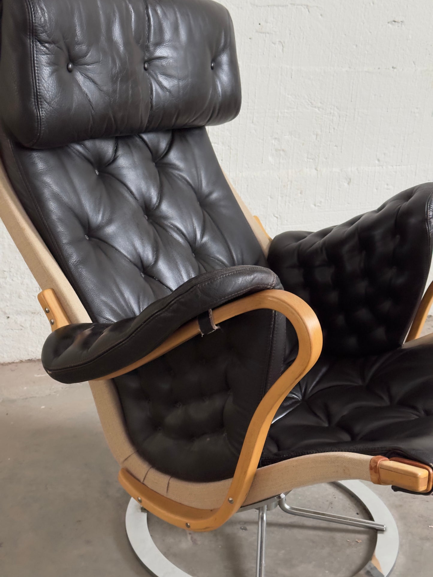 Bruno Mathsson Pernilla Chair and Ottoman for DUX, c. 1970