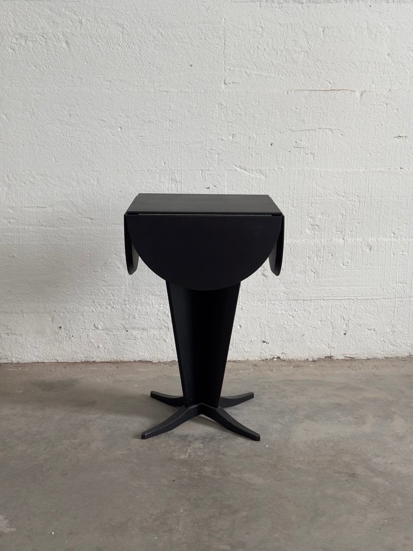 Clover Expandable Side Table, Sweden 20th C.