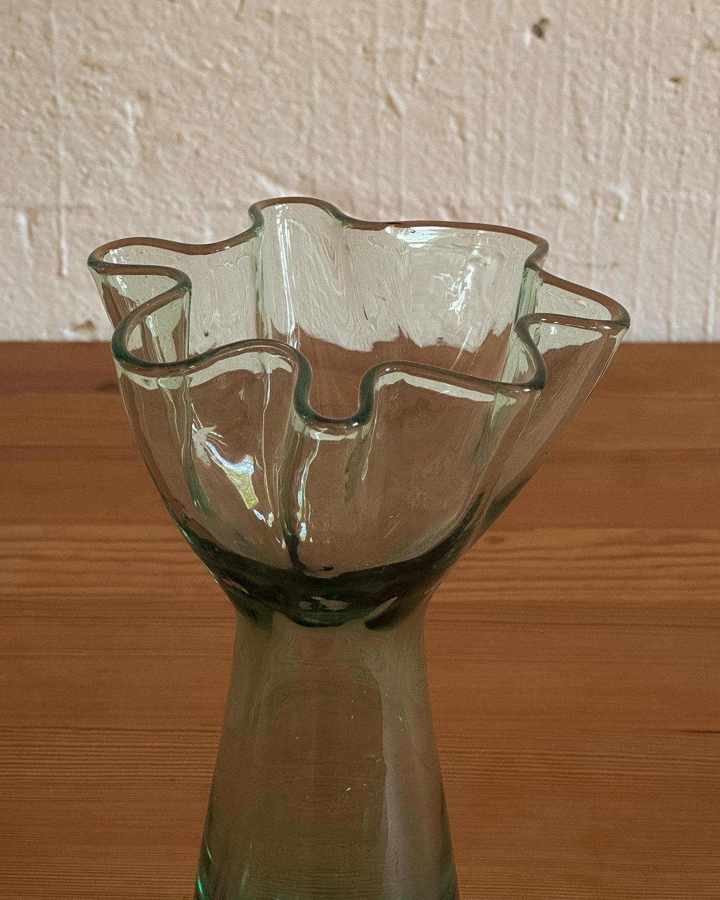 Helena Tynell 'Plissé' Vase made for Riihimäkn Lasi Oy, Finland c. 1940