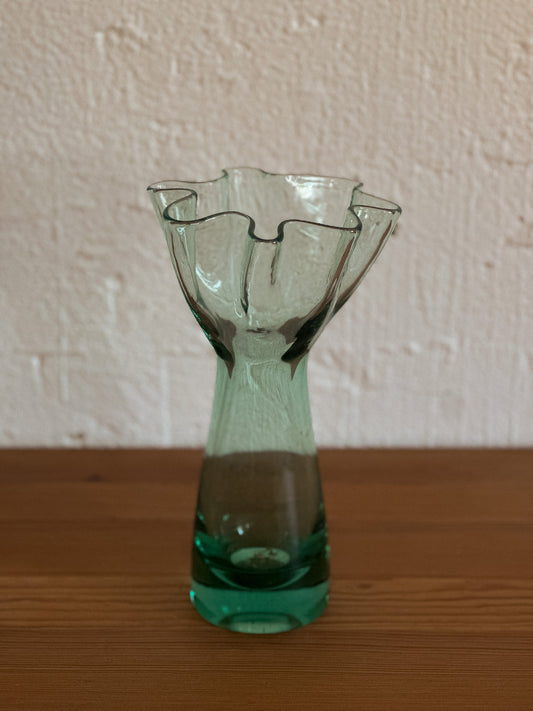 Helena Tynell 'Plissé' Vase made for Riihimäkn Lasi Oy, Finland c. 1940