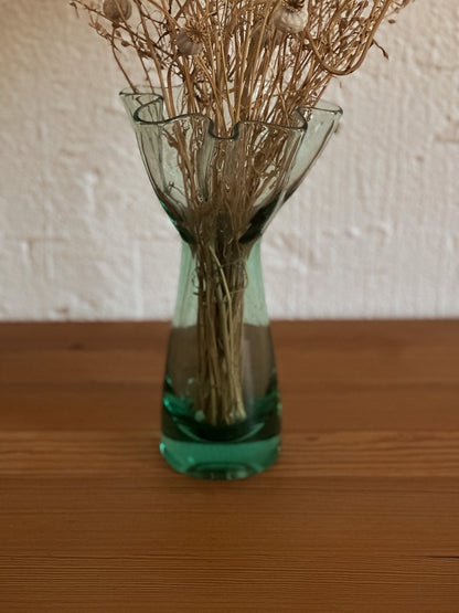 Helena Tynell 'Plissé' Vase made for Riihimäkn Lasi Oy, Finland c. 1940