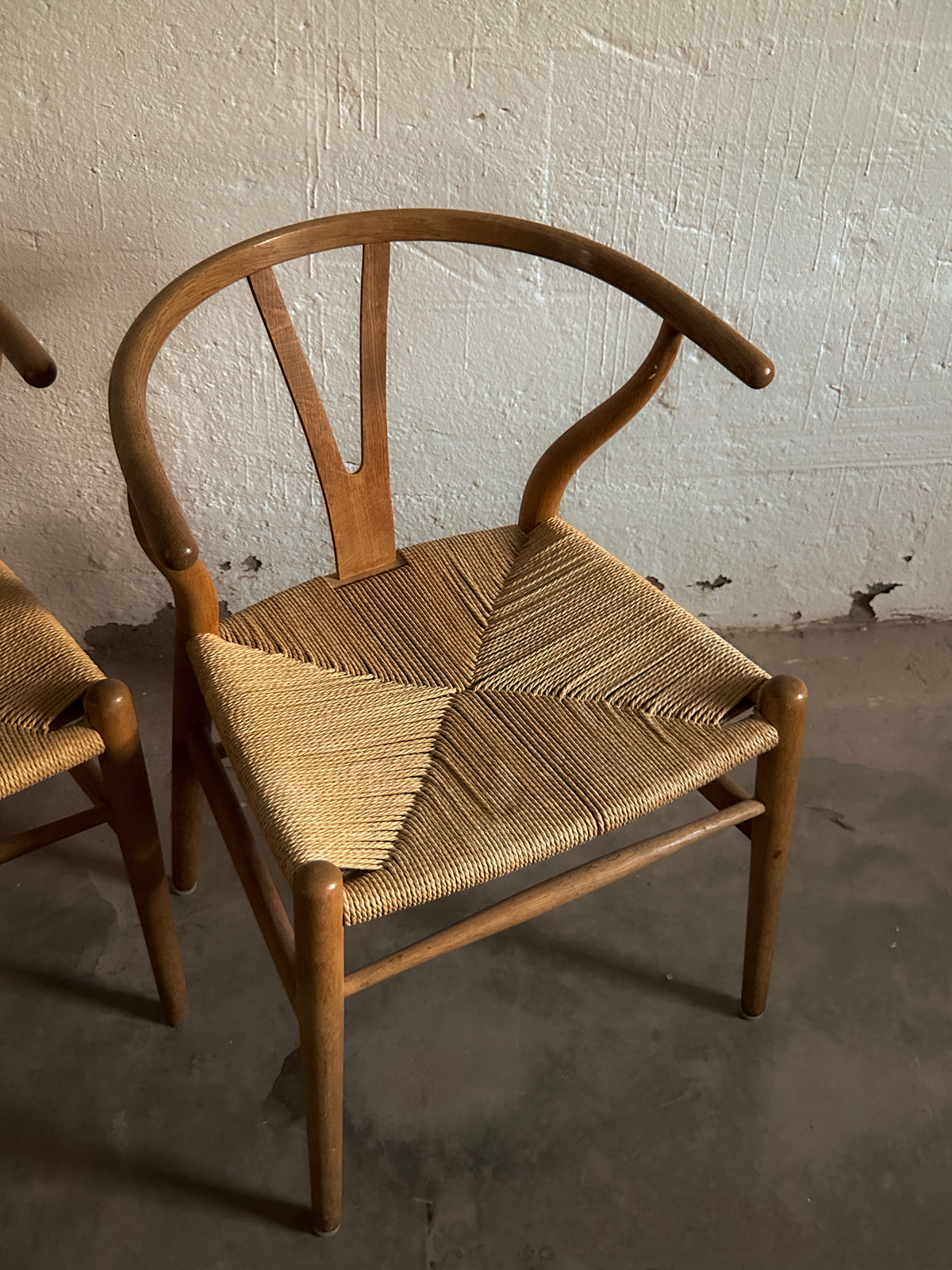 Hans Wegner Oak Wishbone Chairs for Carl Hansen & Søn, Pair, c. 1970