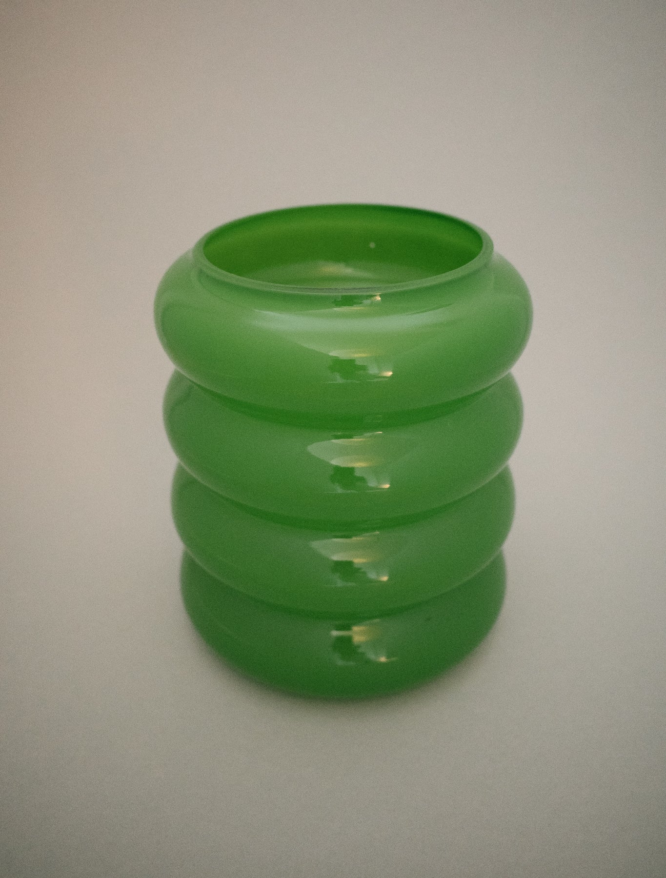 ANNIE NILSSON GLASS WIGGLE VASE VINTAGE IKEA C. 1990