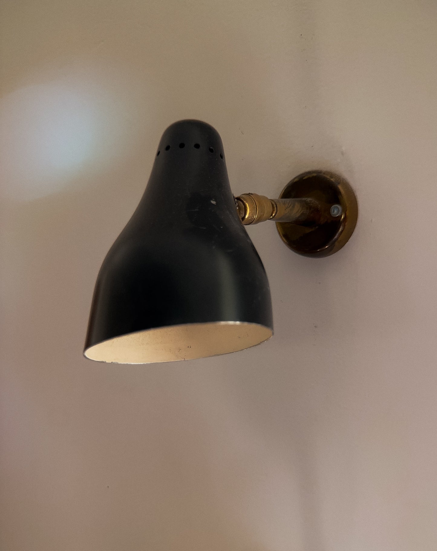 Giuseppe Ostuni Sconces for O-Luce, Model 101, 2x White and 2x Black