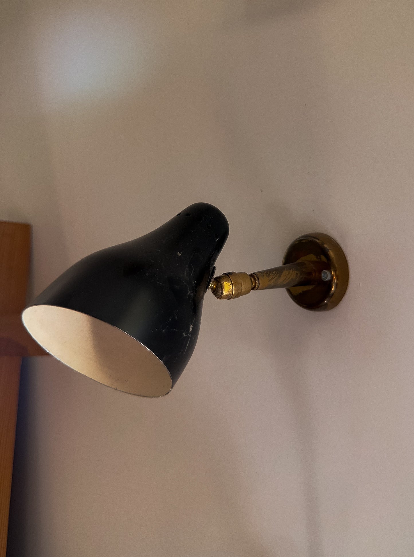 Giuseppe Ostuni Sconces for O-Luce, Model 101, 2x White and 2x Black